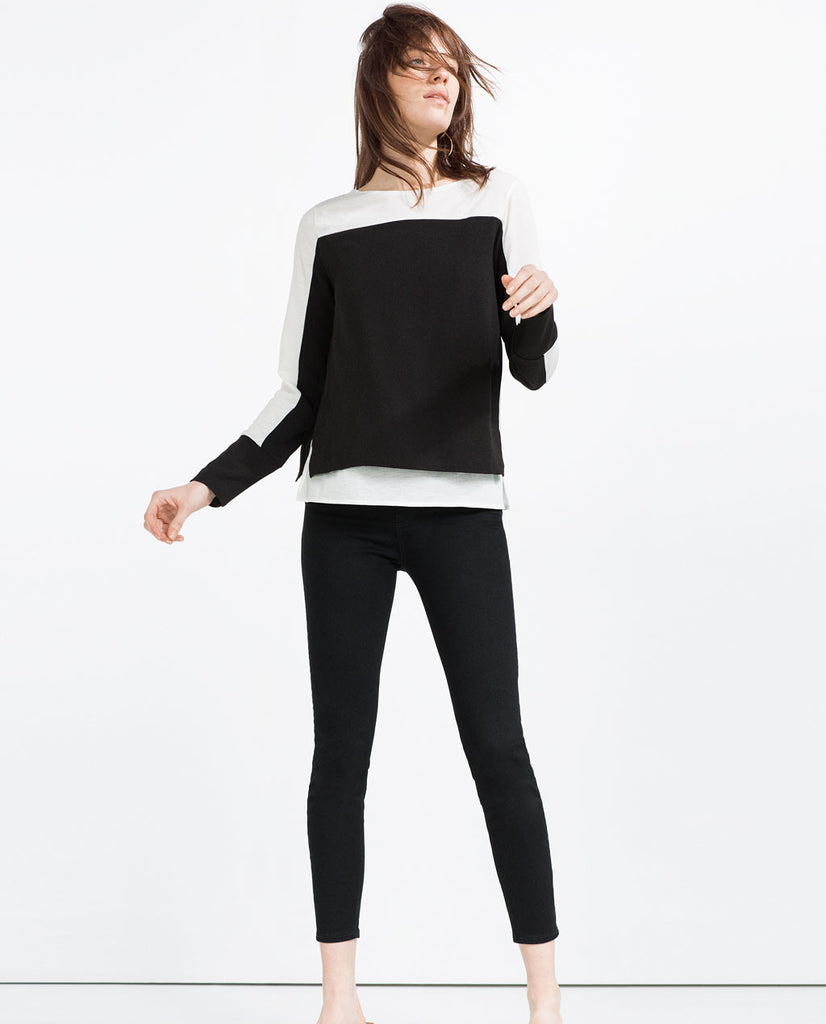 TWO-TONE CONTRASTING TOP