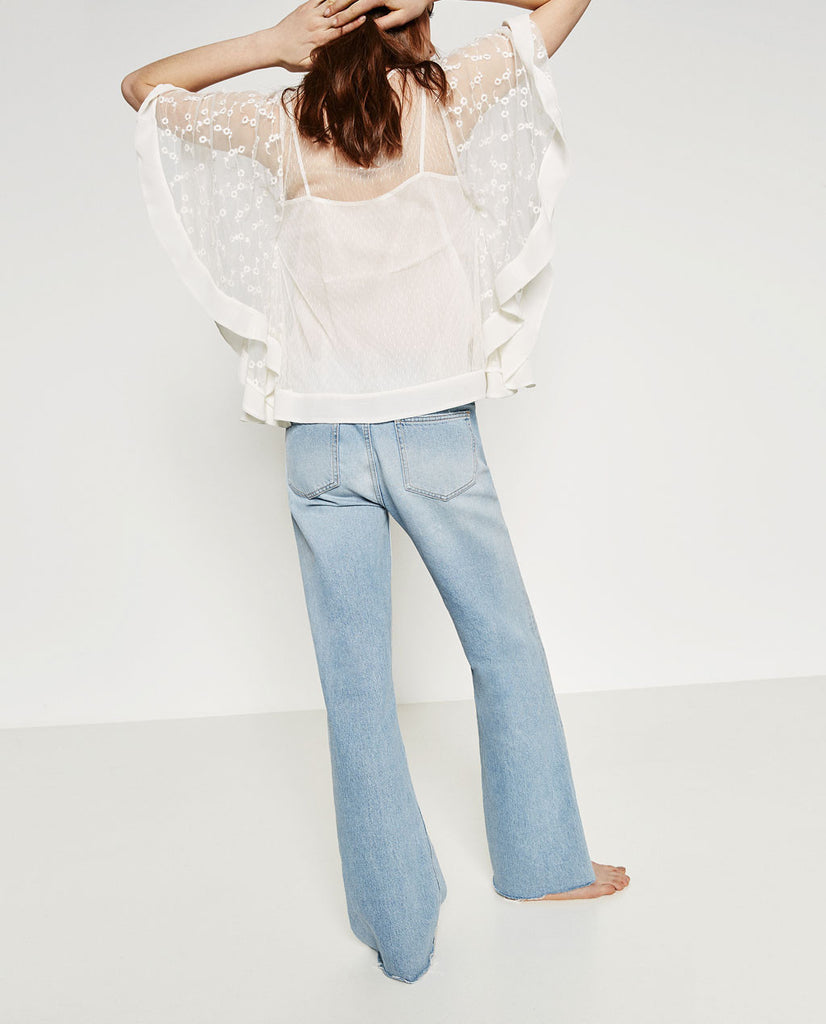 FRILLED SLEEVE TOP