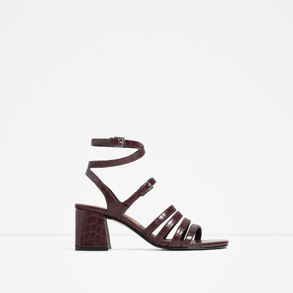 BLOCK HEEL STRAPPY SANDALS