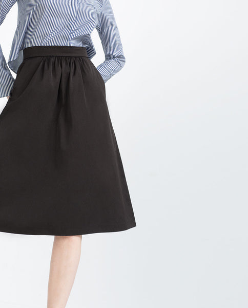 SKIRT WITH POCKETS