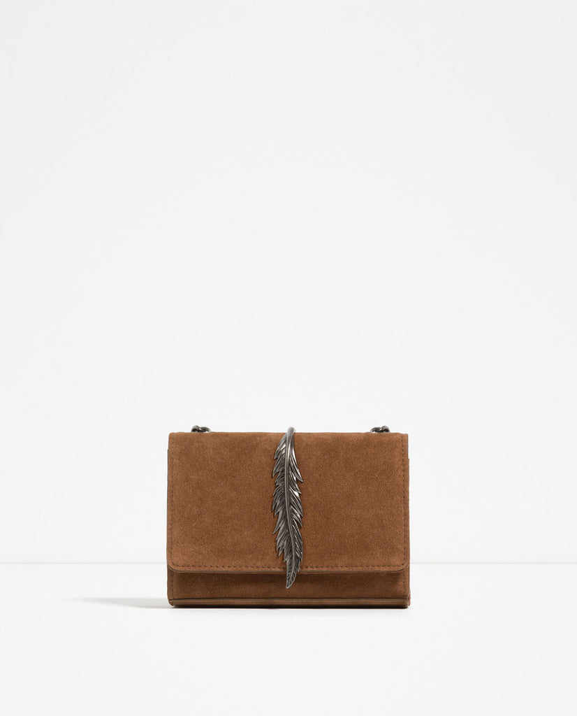 LEATHER CROSS BODY BAG WITH METAL DETAIL